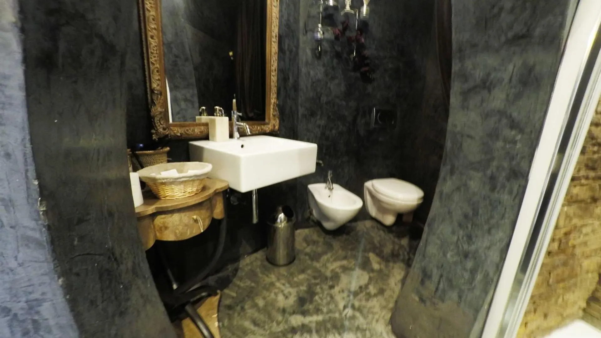 Les Chambres De Amelie Bed & Breakfast Bologna