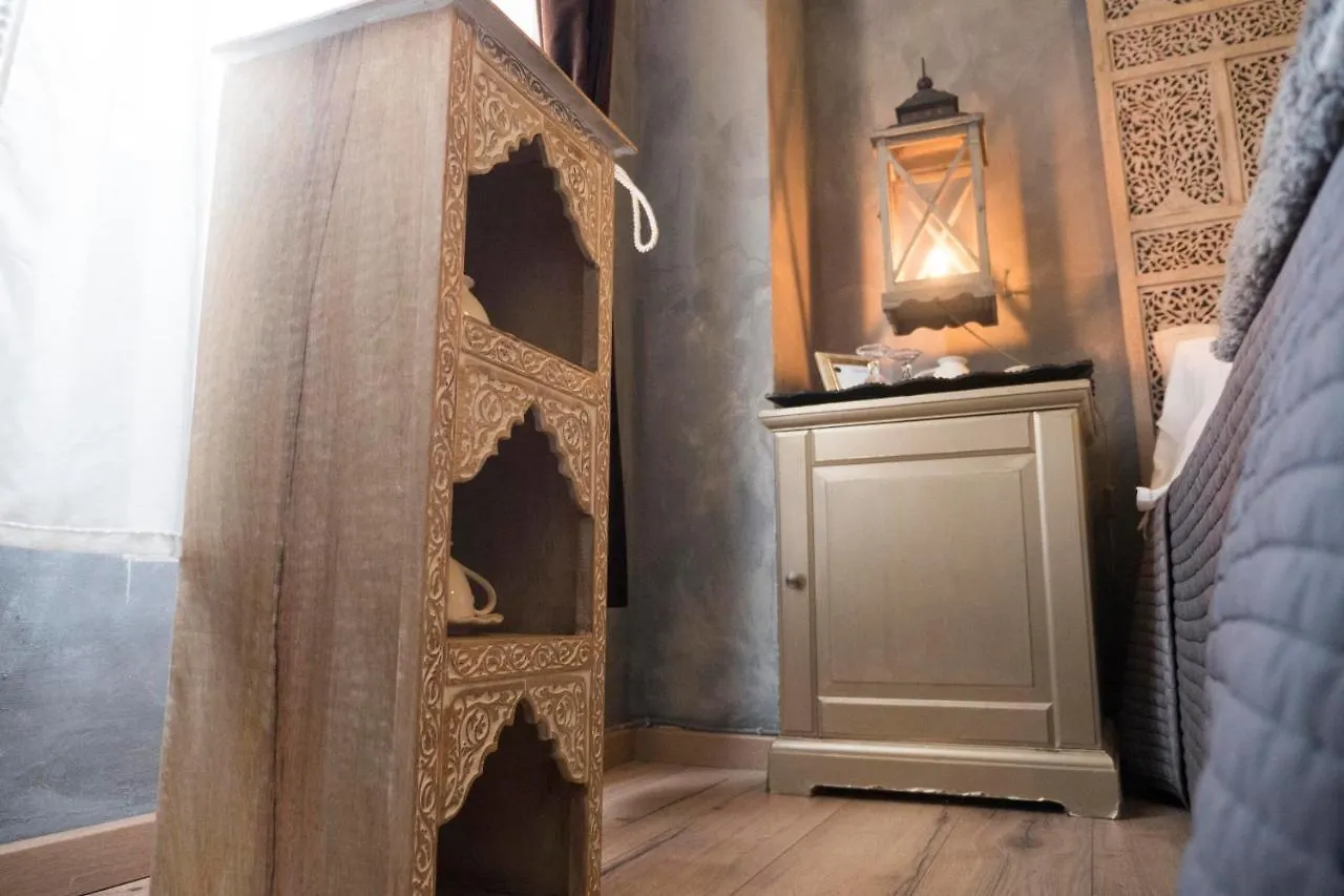 Les Chambres De Amelie Bed & Breakfast
