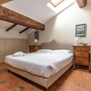 Alojamento de Acomodação e Pequeno-almoço Casa Isolani Charms Santo Stefano, Bolonha