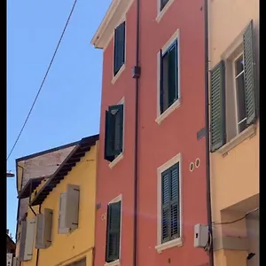  Bed & Breakfast Backpackers House